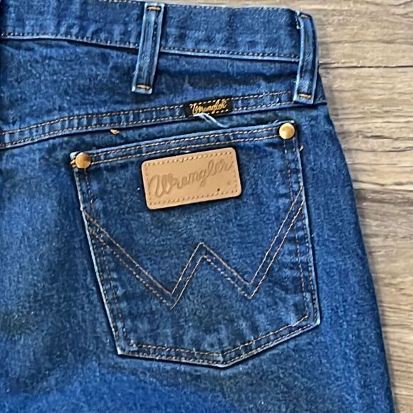 Wrangler Vintage Straight Leg Jeans Size 36x30 - Picture 3 of 4
